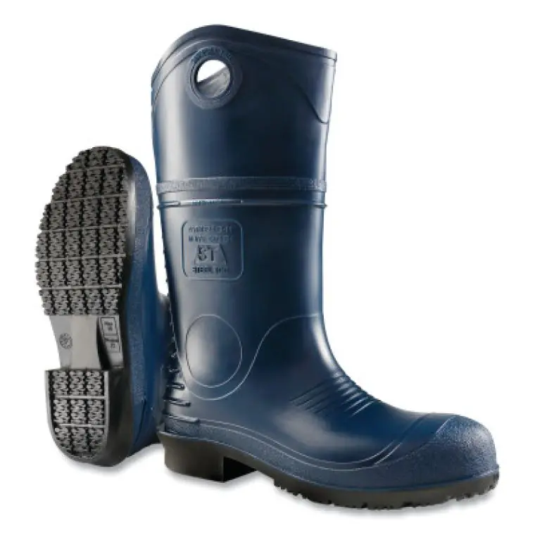 Dunlop Protective Footwear 8968000.1 PolyGoliath Rubber Boots 16 in Plain Toe