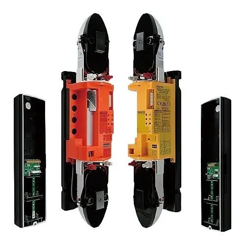 Takex TXF-125E-KH Quad Photoelectric Beam Sensor Battery Operated TA Series Beam Towers