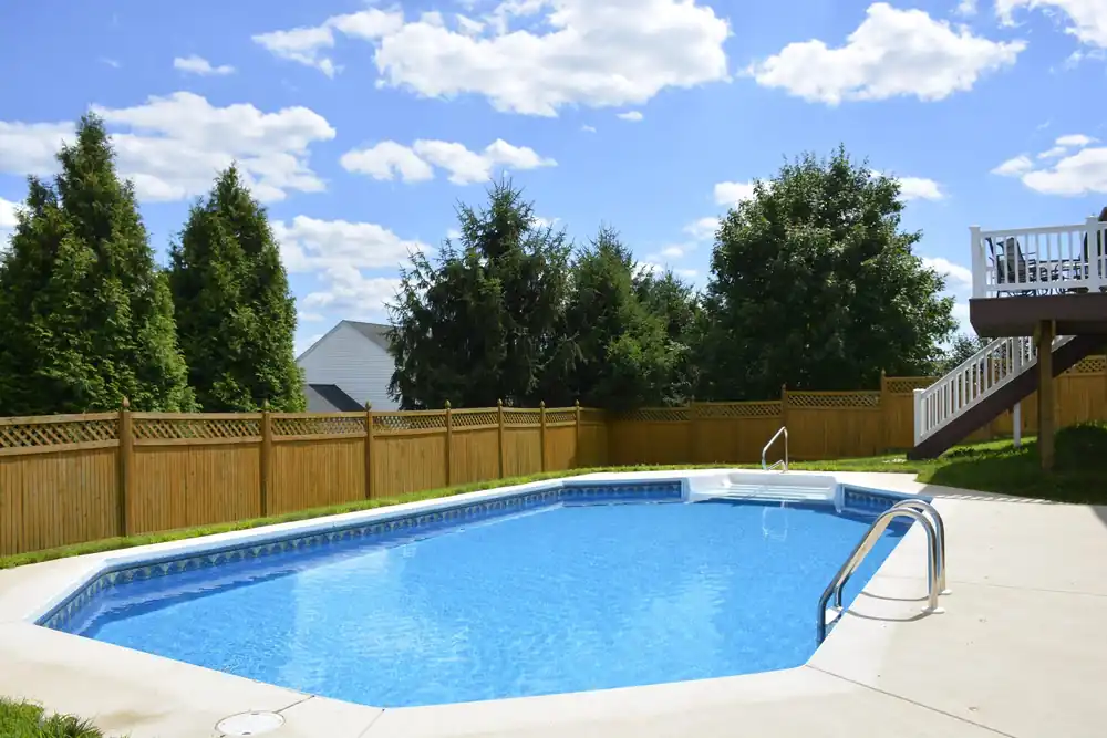 CARDINAL POOLS CRW-C080X6X3 CARDINAL CORPORATION - CR WHITE 8' RAD X 6' - 3PC