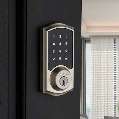 Kwikset 916TRL SmartCode Touchscreen Traditional Electronic Deadbolt featuring SmartKey Security and Z-Wave Technology