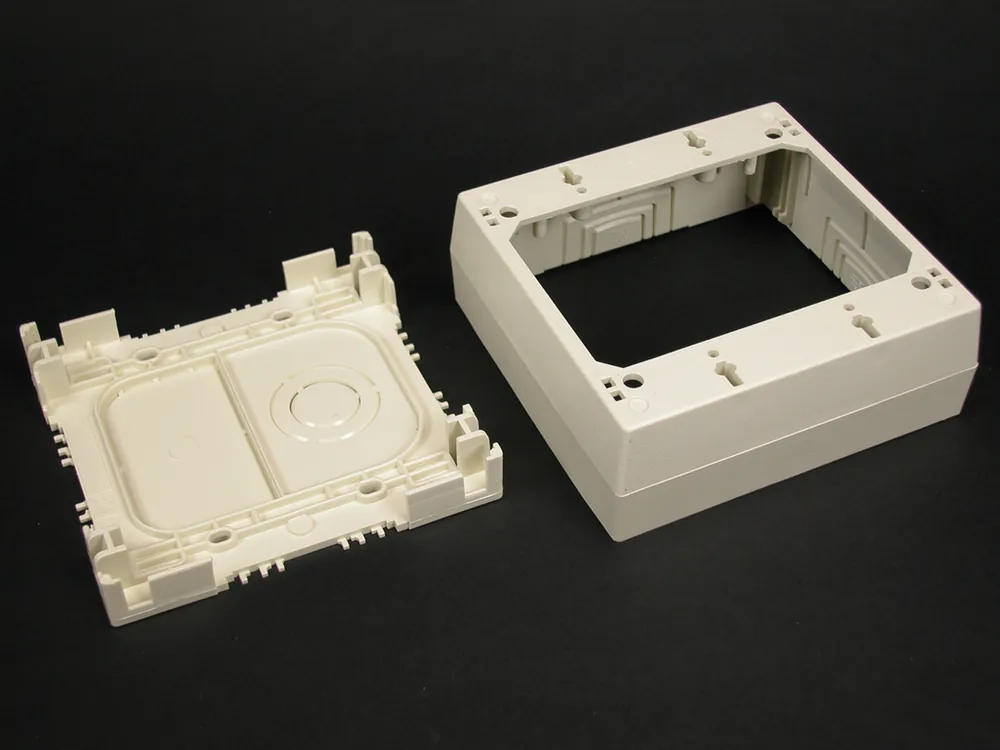 Wiremold PSB2-WH Nonmetallic Power Box 2G White