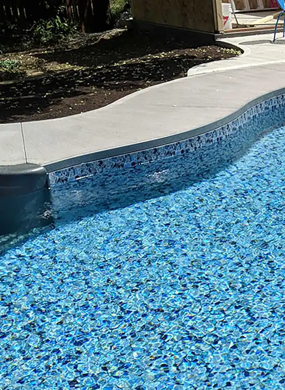 LATHAM POOL PRODUCTS CAW-CS0606225-1 LATHAM POOL PRODUCTS INC. 225 Deg CX Coping White Corner FLX WH CN 6INX6INX225 DEG 1PC