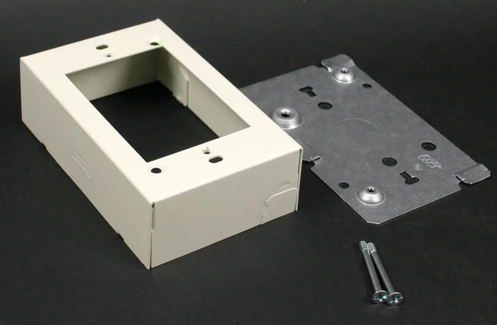 Legrand 5741WH Wiremold 4-5/8 x 2-13/16 x 1-3/8 Switch and Receptacle Box